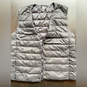 Uniqlo Puff Tech Black Puffer Convertible Vest S NWOT